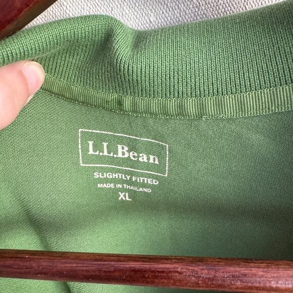 L.L.Bean Sleeveless Top Size XL Green Collared V-Neck Slightly Fitted Shirt - Picture 4 of 11